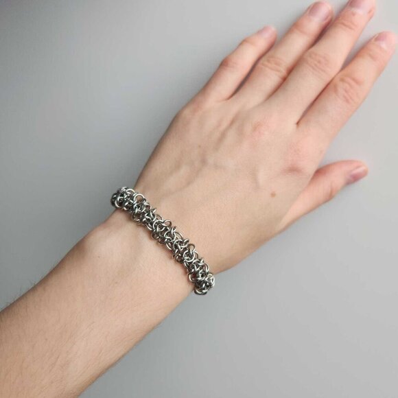 Vintage classic gothic silver orc weave bracelet - Picture 3 of 9